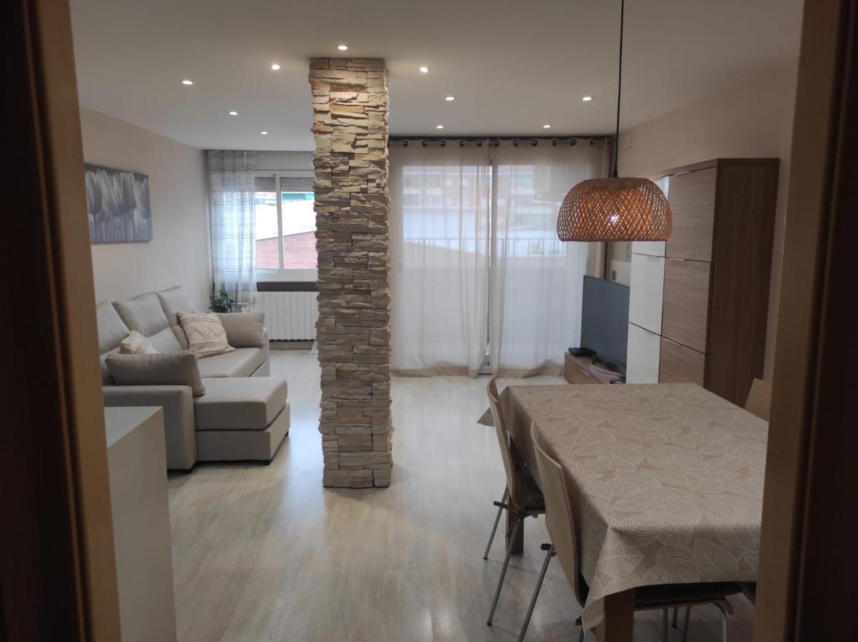 Apartamento En Viladecans Cerca Del Aeropuerto Kültér fotó