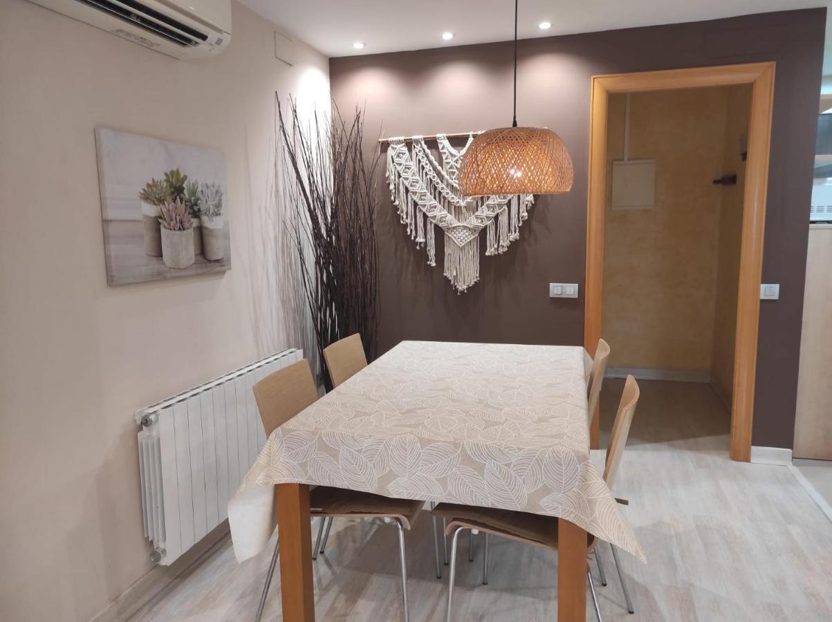 Apartamento En Viladecans Cerca Del Aeropuerto Kültér fotó
