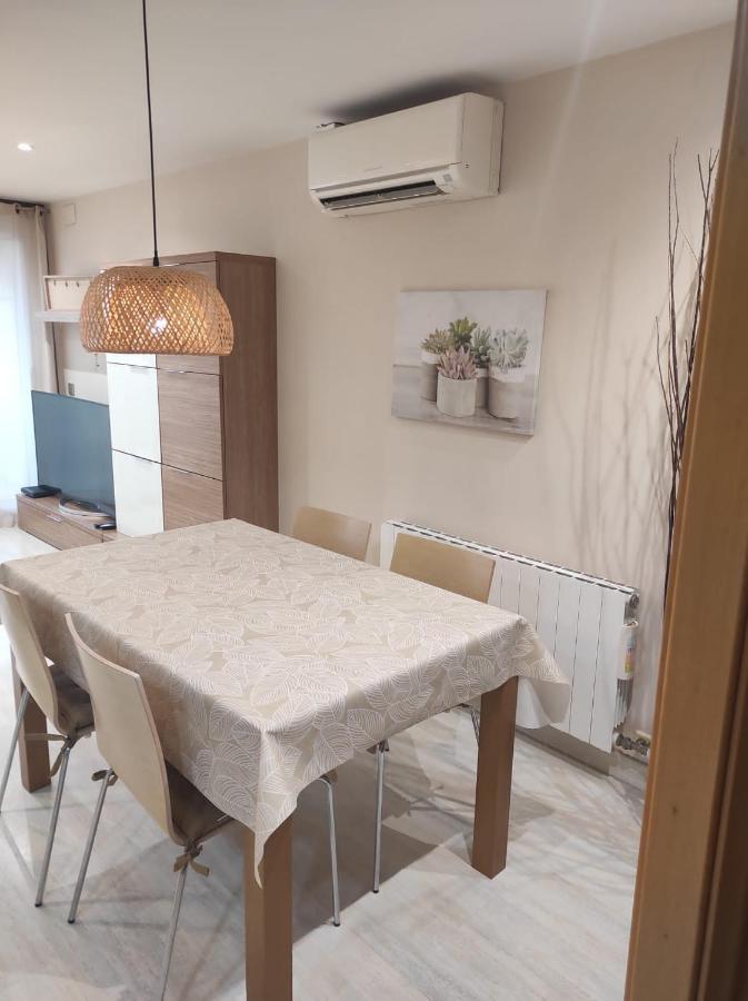 Apartamento En Viladecans Cerca Del Aeropuerto Kültér fotó